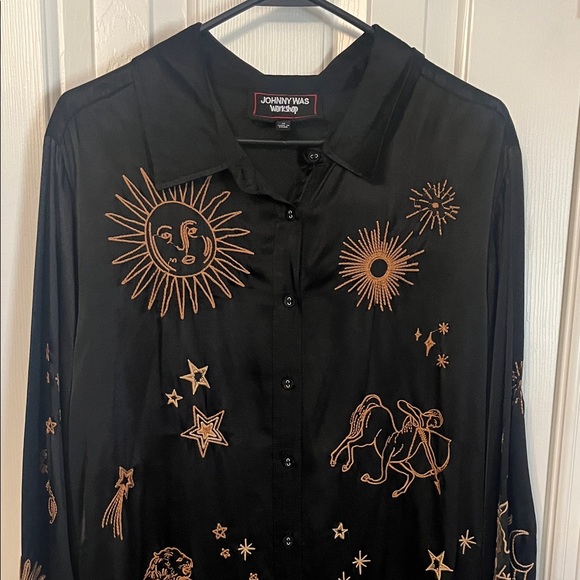 ESTRELLA KIMONO SLEEVE OVERSIZED
SHIRT - Picture 3 of 15